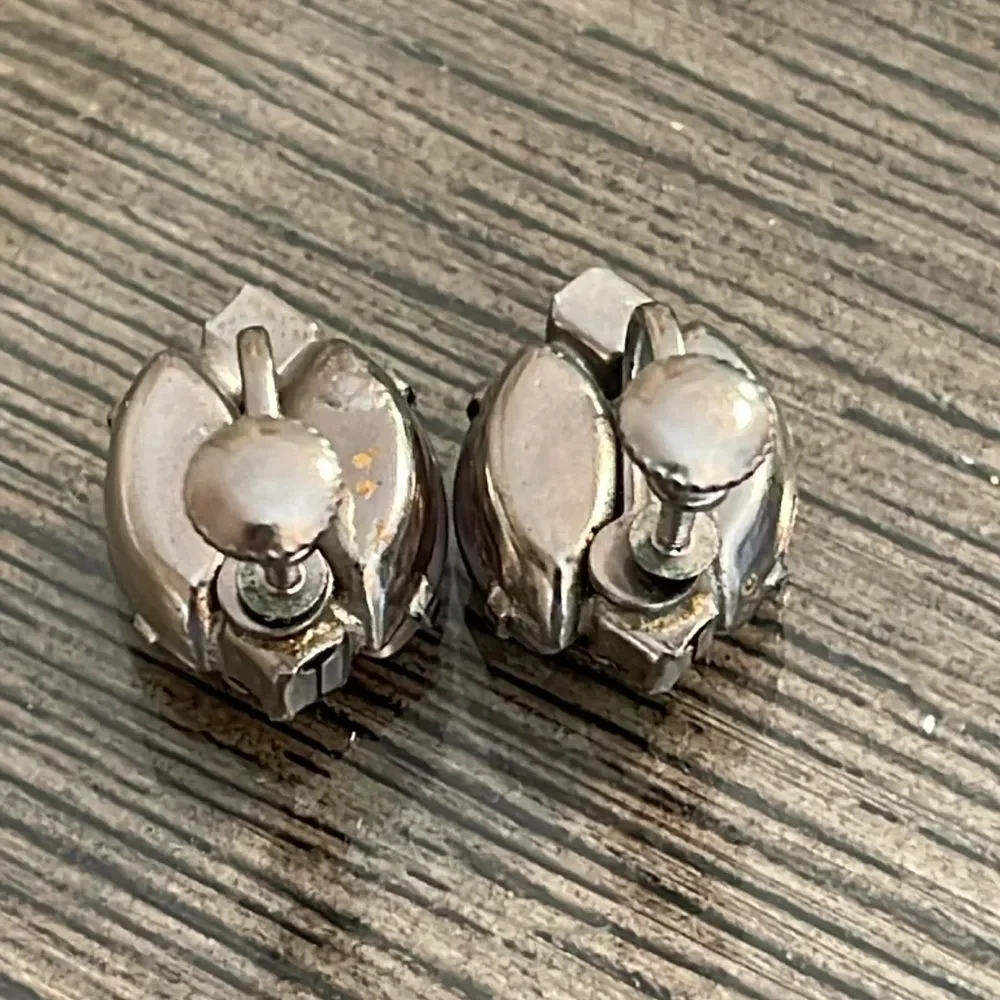 Vintage Clip Earrings Purple Cats Eye & Rhinestones